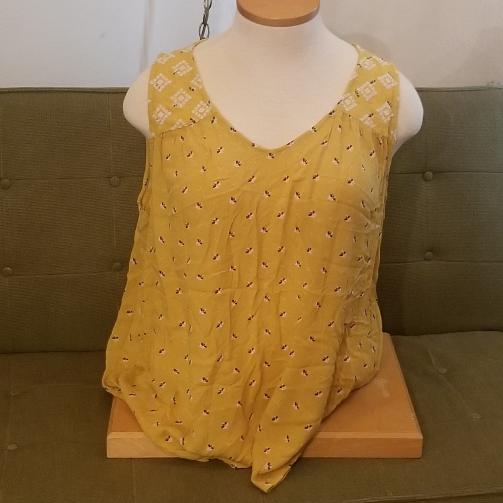 Old Navy tank top